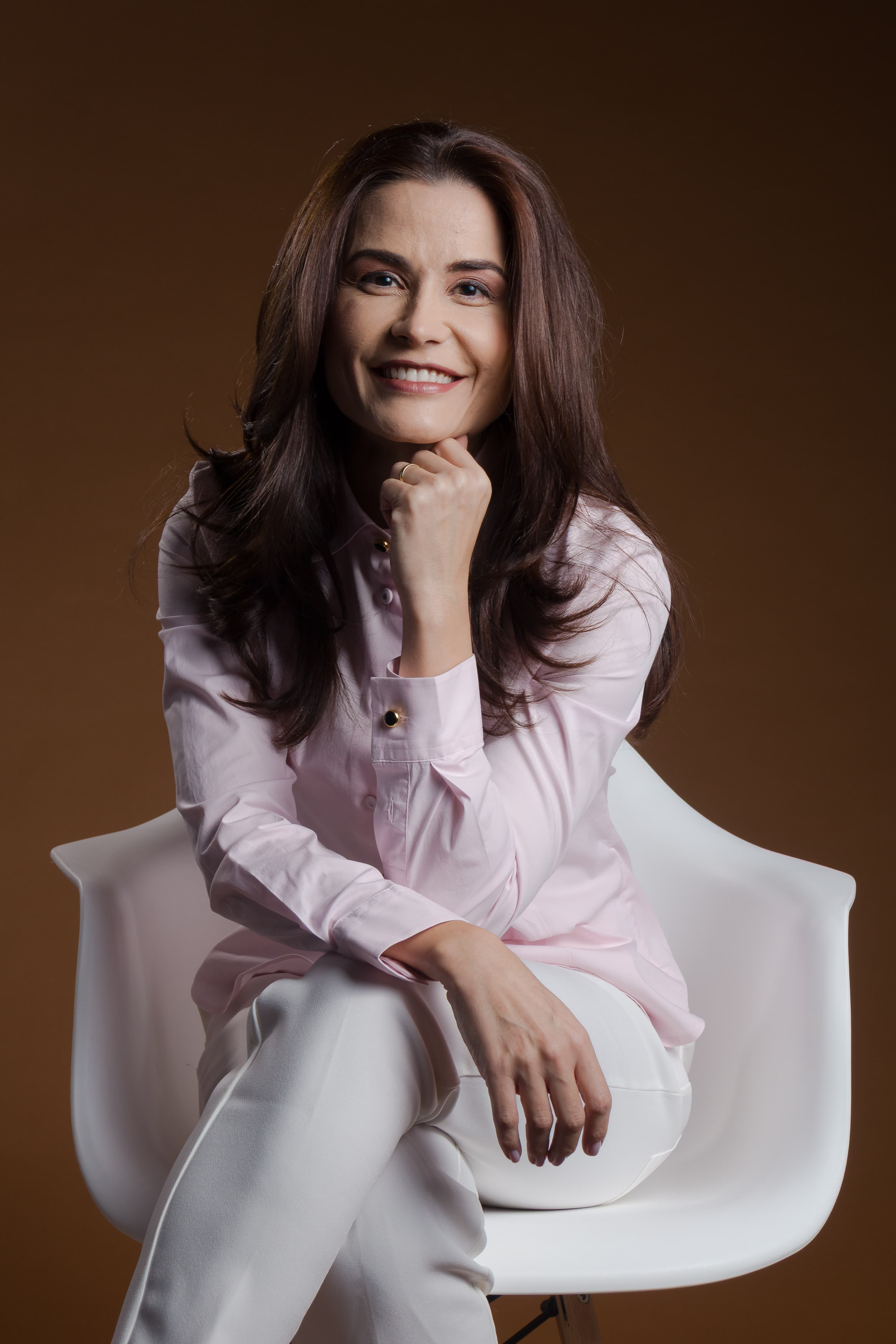 Dra. Márcia Medeiros — Especialista em saúde metabólica